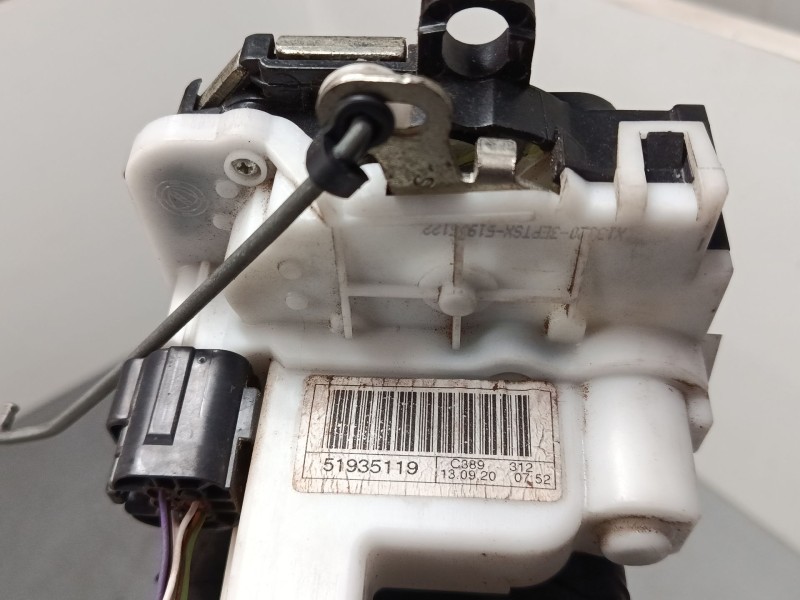 Recambio de cerradura puerta delantera izquierda para fiat 500 c (312_) 1.2 (312cxa1a, 312axa1a) referencia OEM IAM 51935119  