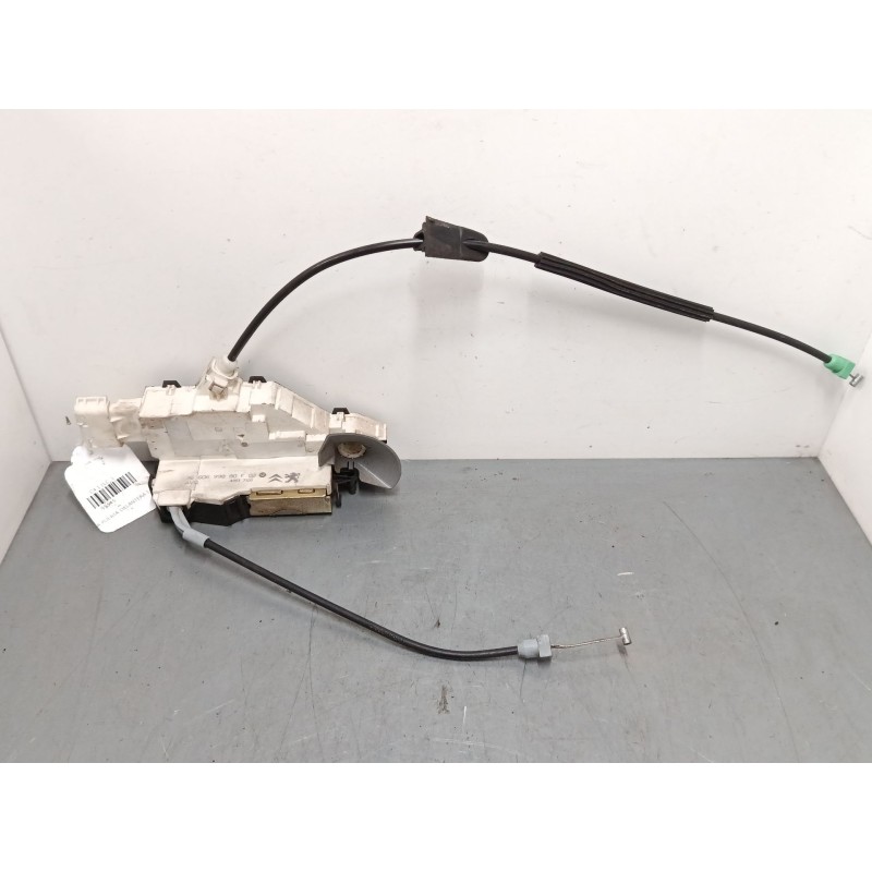 Recambio de cerradura puerta delantera izquierda para citroën c4 i (lc_) 1.6 hdi referencia OEM IAM 9660699880F03  
