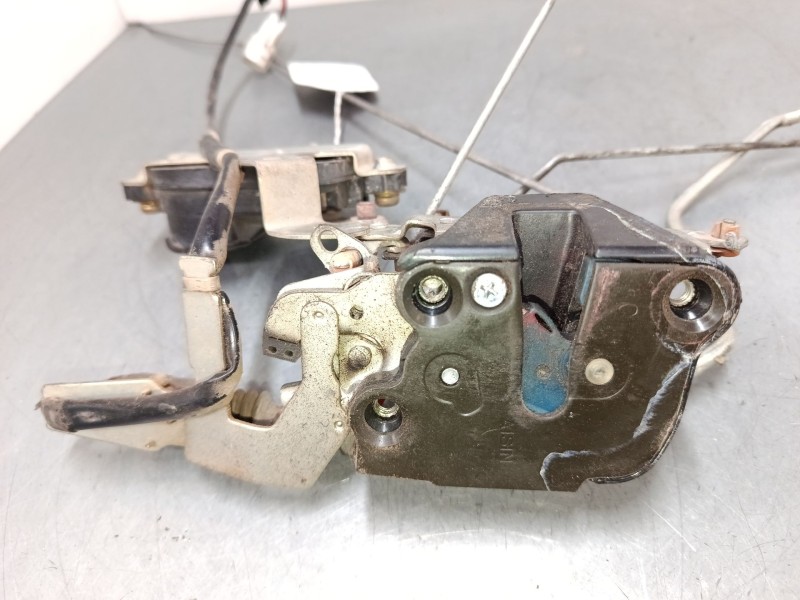 Recambio de cerradura puerta delantera derecha para suzuki vitara cabrio (et) 2.0 hdi (se 420hdi) referencia OEM IAM 8327066A00 