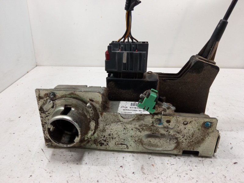 Recambio de cerradura puerta delantera izquierda para ford tourneo connect 1.8 tdci /tddi /di referencia OEM IAM 2T1AV21813BF999