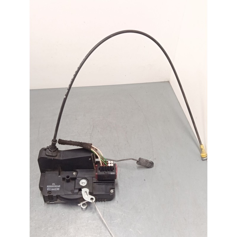 Recambio de cerradura puerta delantera izquierda para opel vivaro a furgoneta (x83) 1.9 dti (f7) referencia OEM IAM DL8200008260