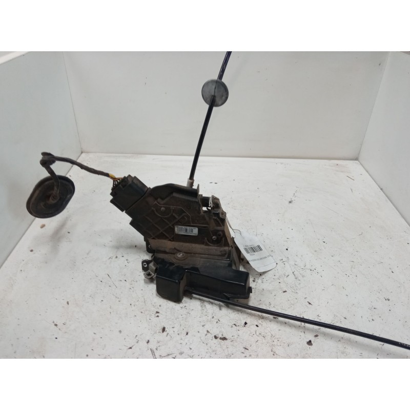 Recambio de cerradura puerta delantera izquierda para ford c-max (dm2) 1.6 tdci referencia OEM IAM 3M5AR21813ER  