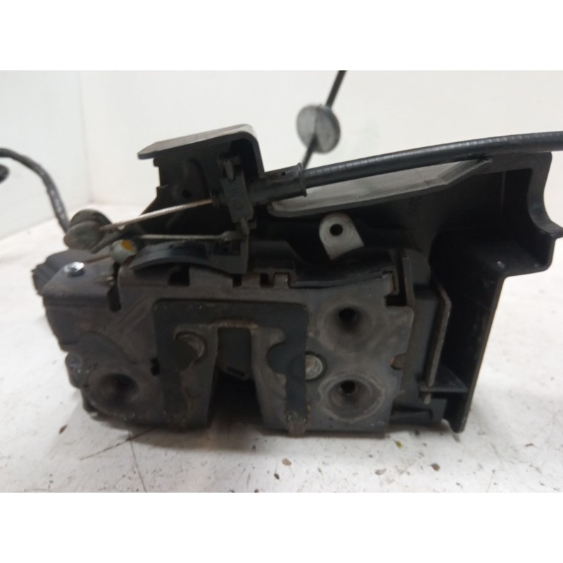 Recambio de cerradura puerta delantera izquierda para ford c-max (dm2) 1.6 tdci referencia OEM IAM 3M5AR21813ER  