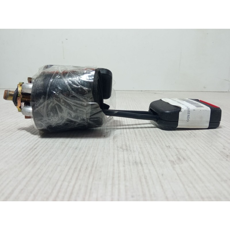 Recambio de anclaje cinturon trasero izquierdo para seat ibiza ii (6k1) 1.4 16v referencia OEM IAM KE2867857713B  