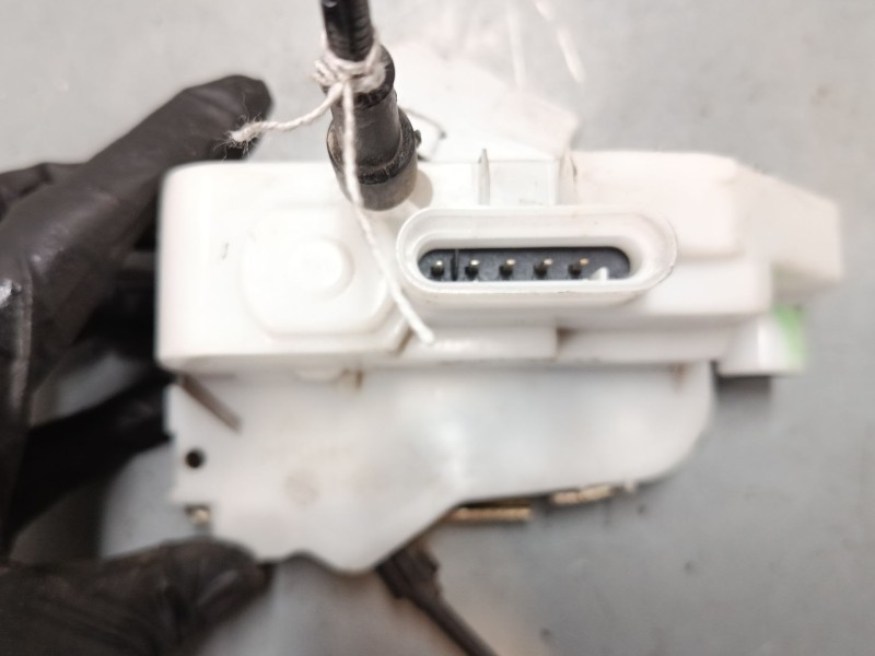 Recambio de cerradura puerta delantera izquierda para citroën c3 pluriel (hb_) 1.4 referencia OEM IAM 46978780  