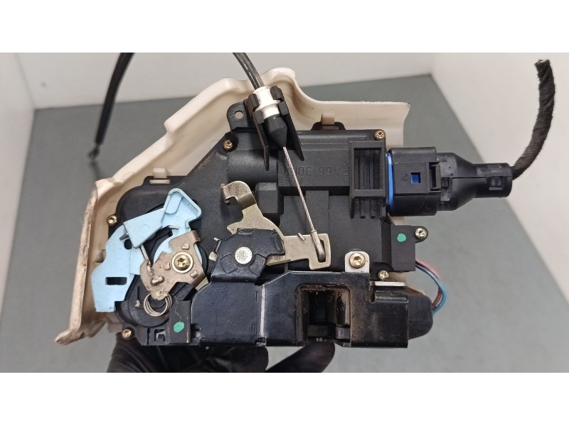 Recambio de cerradura puerta delantera izquierda para volkswagen golf v (1k1) 1.9 tdi referencia OEM IAM   