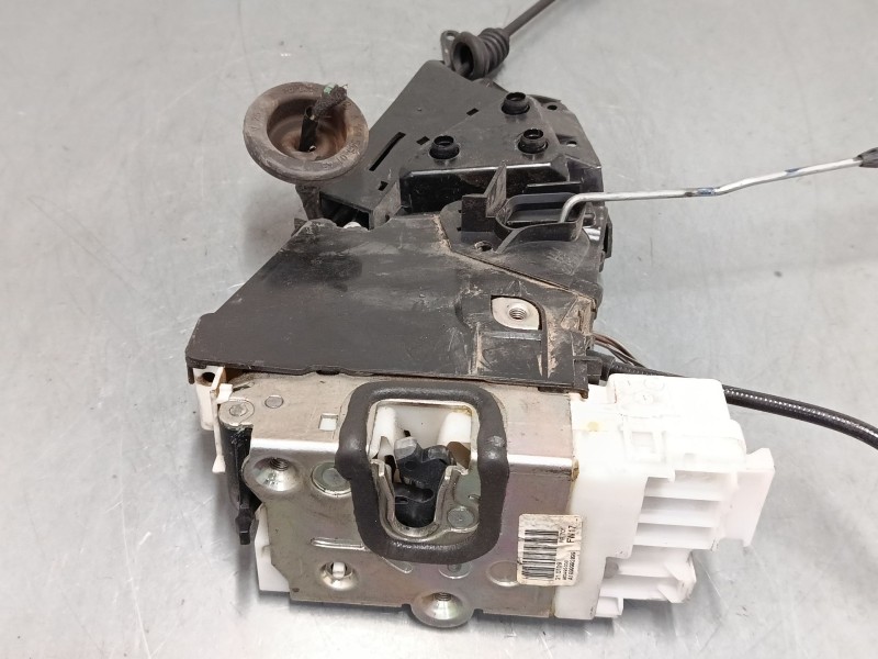Recambio de cerradura puerta trasera derecha para mercedes-benz clase a (w169) a 180 cdi (169.007, 169.307) referencia OEM IAM A