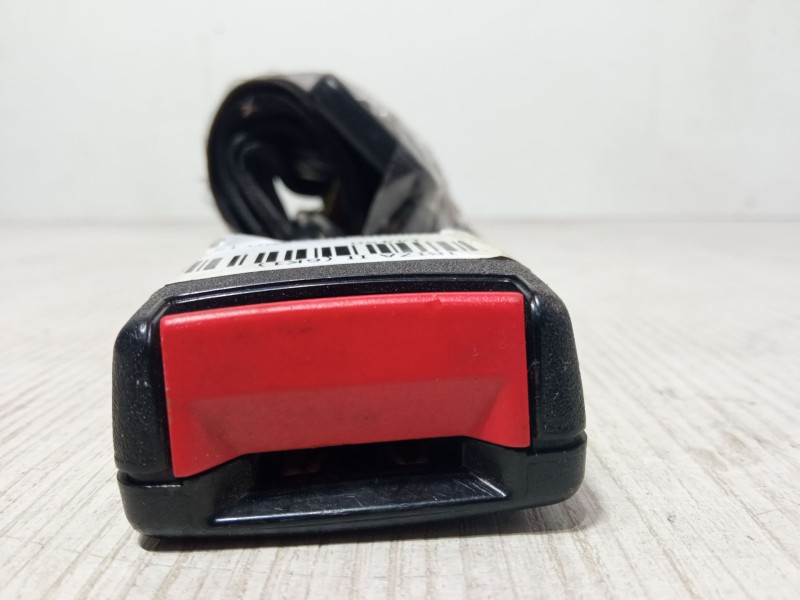 Recambio de anclaje cinturon trasero izquierdo para seat ibiza ii (6k1) 1.4 16v referencia OEM IAM KE2867857713B  