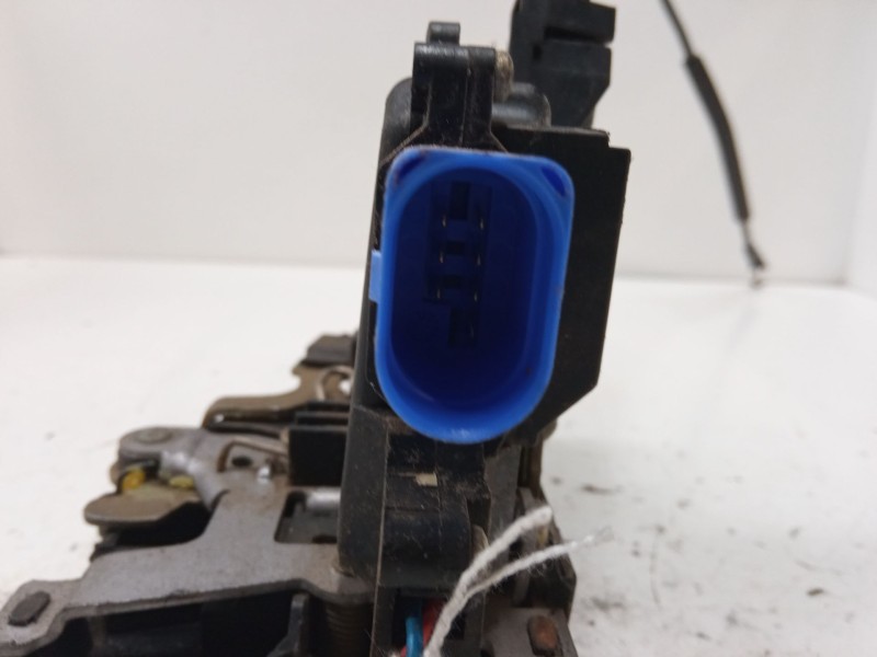 Recambio de cerradura puerta trasera derecha para seat toledo iii (5p2) 1.9 tdi referencia OEM IAM 7L0839016  
