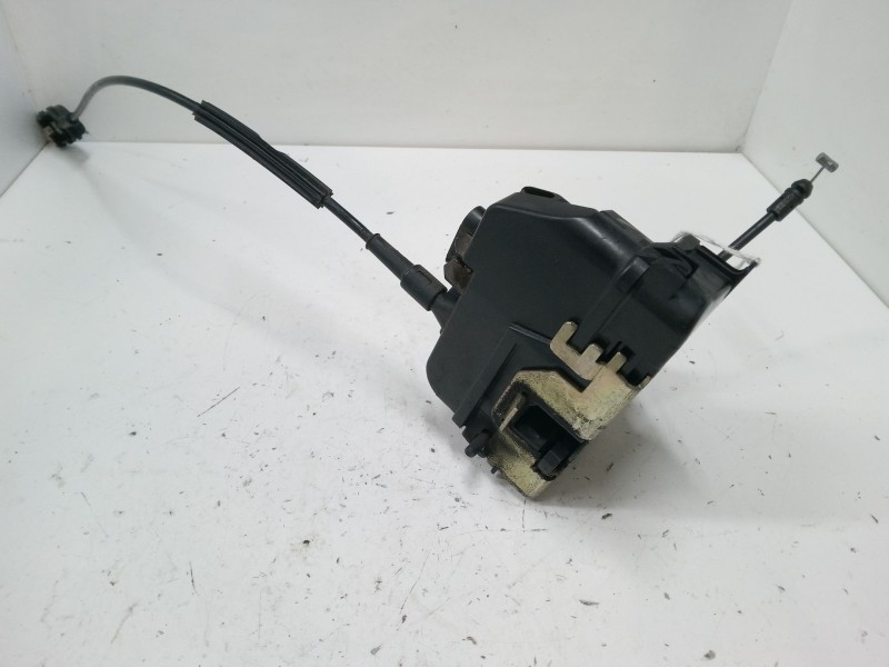 Recambio de cerradura puerta trasera derecha para renault laguna ii (bg0/1_) 2.2 dci (bg0f) referencia OEM IAM 8200000658  