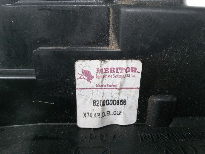 Recambio de cerradura puerta trasera derecha para renault laguna ii (bg0/1_) 2.2 dci (bg0f) referencia OEM IAM 8200000658  