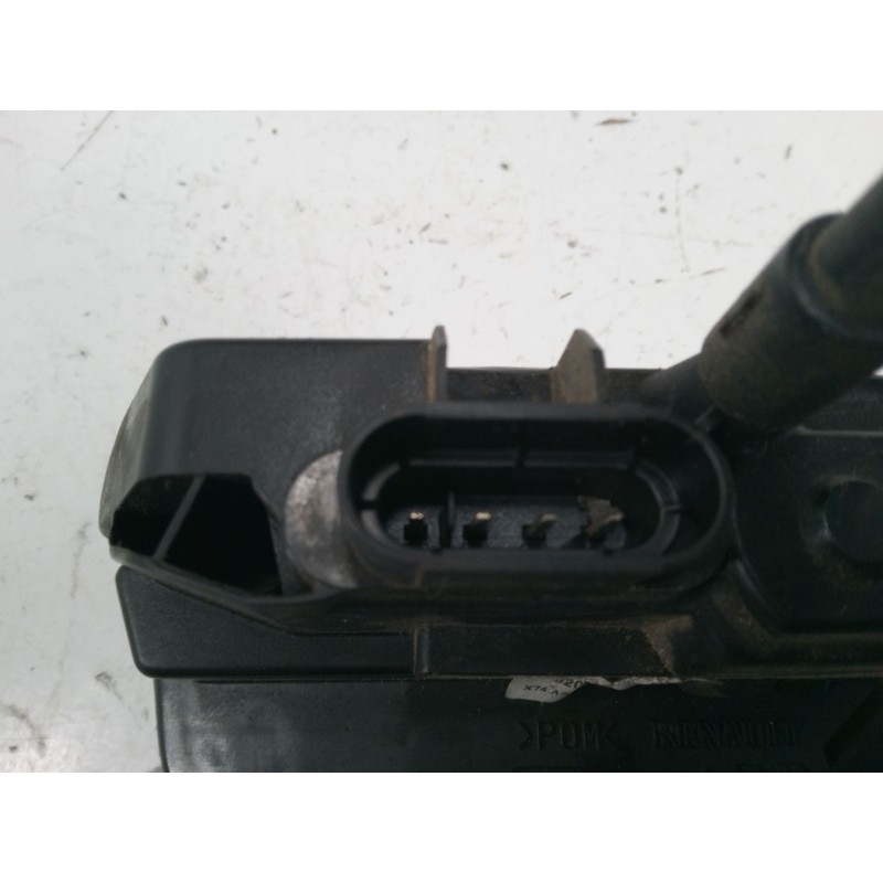 Recambio de cerradura puerta trasera derecha para renault laguna ii (bg0/1_) 2.2 dci (bg0f) referencia OEM IAM 8200000658  