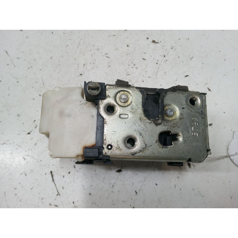 Recambio de cerradura puerta trasera derecha para fiat punto (188_) 1.9 jtd 80 (188.237, .257, .337, .357) referencia OEM IAM   