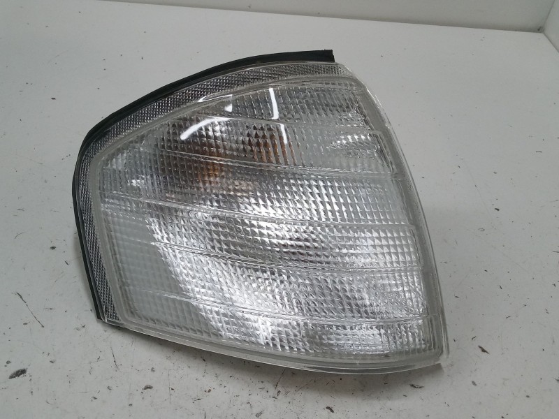 Recambio de intermitente delantero derecho para mercedes-benz clase c (w202) c 240 (202.026) referencia OEM IAM   