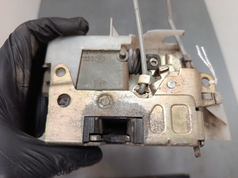 Recambio de cerradura puerta trasera derecha para renault clio ii (bb_, cb_) 1.2 (bb0a, bb0f, bb10, bb1k, bb28, bb2d, bb2h, cb0a