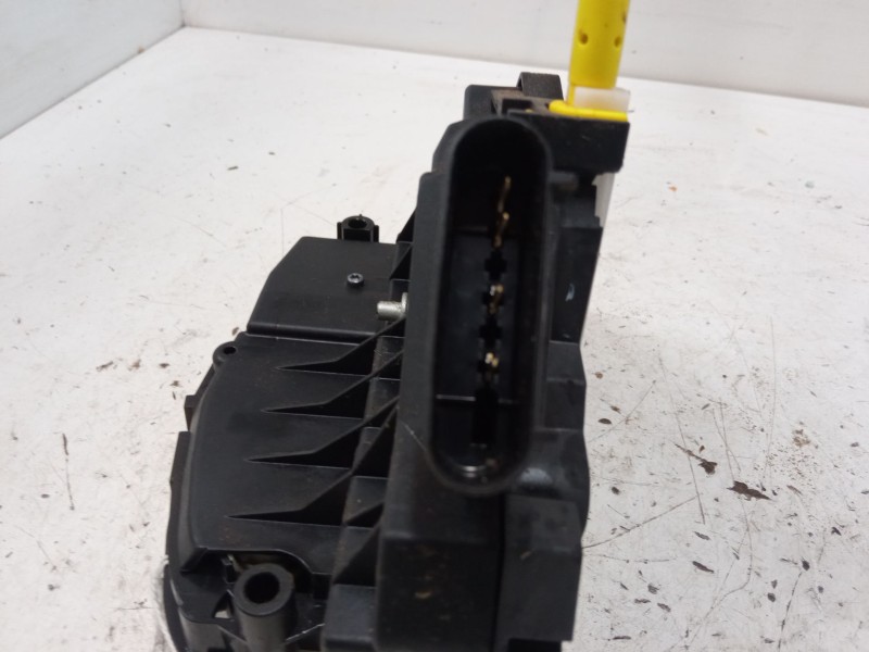 Recambio de cerradura puerta trasera derecha para ford ecosport 1.0 ecoboost referencia OEM IAM GN15A264A26EC  