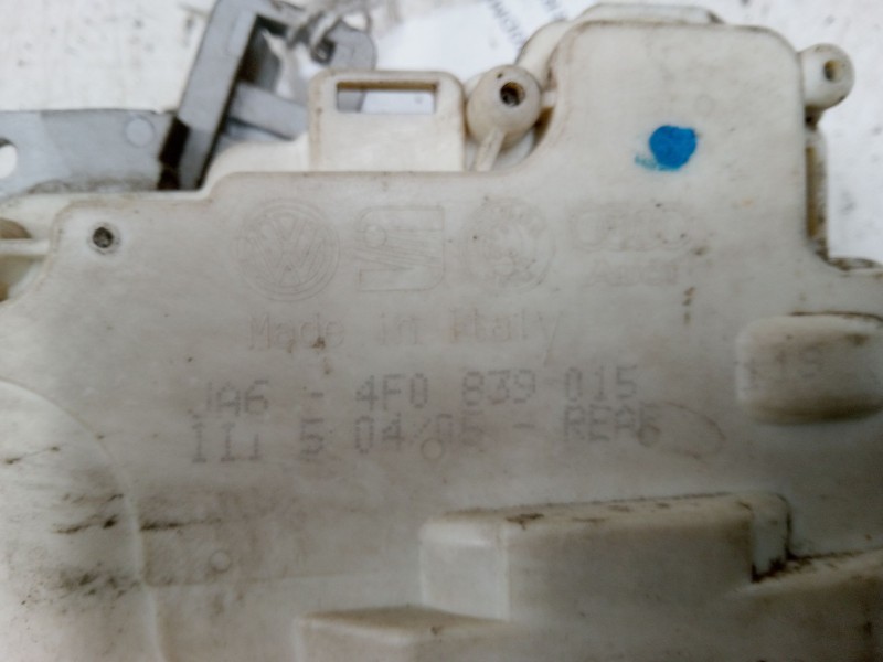 Recambio de cerradura puerta trasera derecha para audi a3 (8p1) 2.0 tdi 16v referencia OEM IAM JA64F0839015  