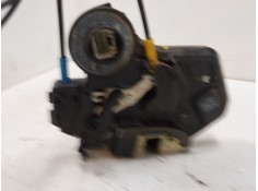 Recambio de cerradura puerta trasera derecha para toyota corolla verso (zer_, zze12_, r1_) 1.8 (znr11_) referencia OEM IAM    2