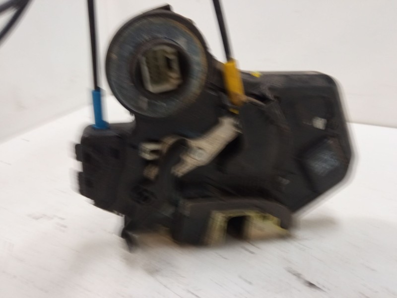 Recambio de cerradura puerta trasera derecha para toyota corolla verso (zer_, zze12_, r1_) 1.8 (znr11_) referencia OEM IAM   