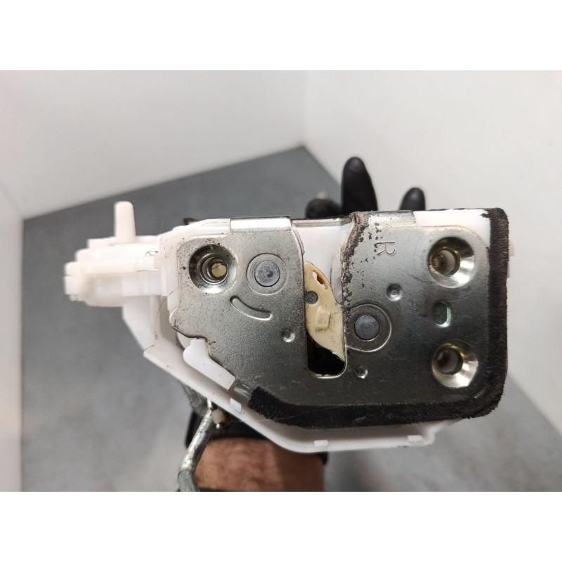 Recambio de cerradura puerta trasera derecha para honda civic viii hatchback (fn, fk) 1.8 (fn1, fk2) referencia OEM IAM   