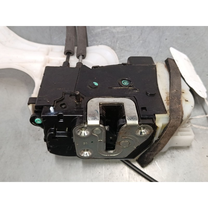 Recambio de cerradura puerta trasera derecha para hyundai ix35 (lm, el, elh) 2.0 crdi referencia OEM IAM 814202Y010  