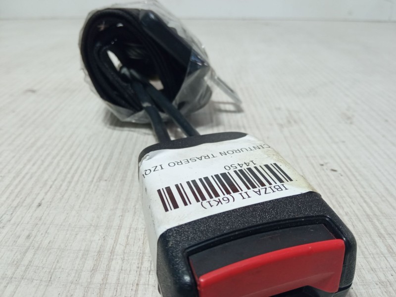 Recambio de anclaje cinturon trasero izquierdo para seat ibiza ii (6k1) 1.4 16v referencia OEM IAM KE2867857713B  