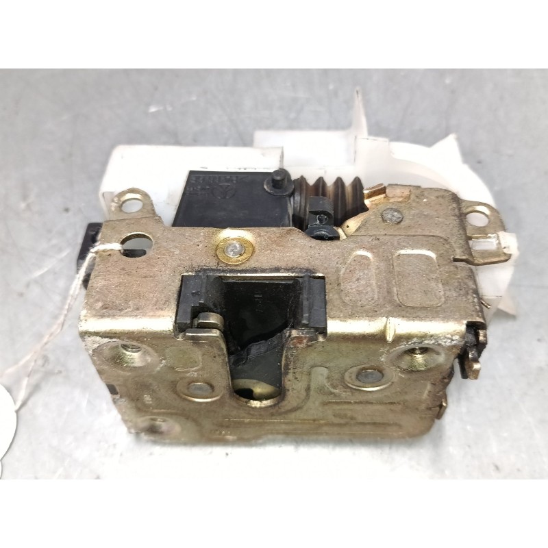 Recambio de cerradura puerta trasera derecha para renault espace iii (je0_) 3.0 v6 24v (je0g, je0r) referencia OEM IAM   