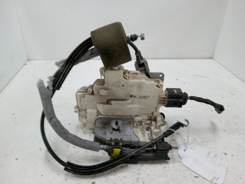 Recambio de cerradura puerta trasera derecha para seat leon (1p1) 1.9 tdi referencia OEM IAM JA61P0839016  