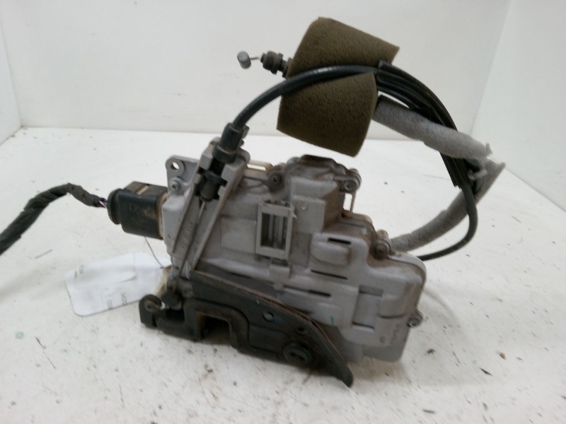 Recambio de cerradura puerta trasera derecha para seat leon (1p1) 1.9 tdi referencia OEM IAM JA61P0839016  