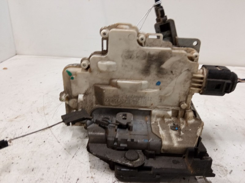 Recambio de cerradura puerta trasera derecha para seat altea xl (5p5, 5p8) 2.0 tdi 16v referencia OEM IAM W05P0839012  