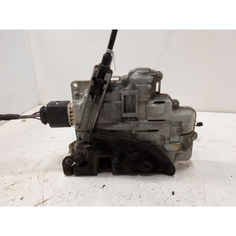 Recambio de cerradura puerta trasera derecha para seat altea xl (5p5, 5p8) 2.0 tdi 16v referencia OEM IAM W05P0839012  