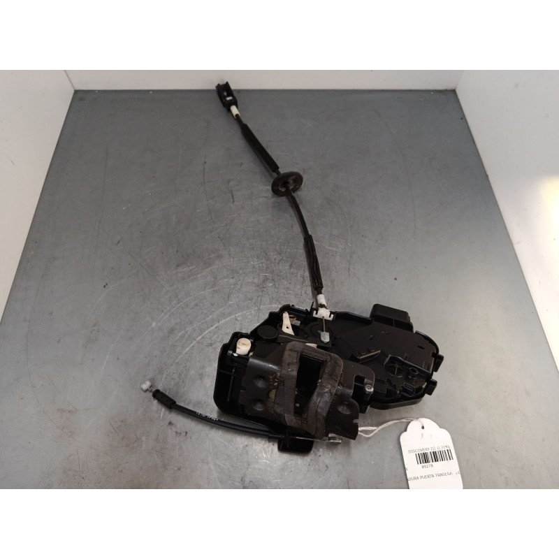 Recambio de cerradura puerta trasera izquierda para land rover discovery iii (l319) 2.7 td 4x4 referencia OEM IAM 7H526413AA  