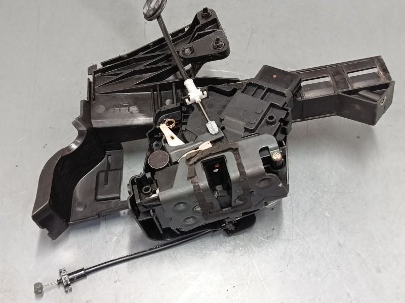 Recambio de cerradura puerta trasera izquierda para ford focus ii (da_, hcp, dp) 1.6 ti referencia OEM IAM 4M5AR26413BC  