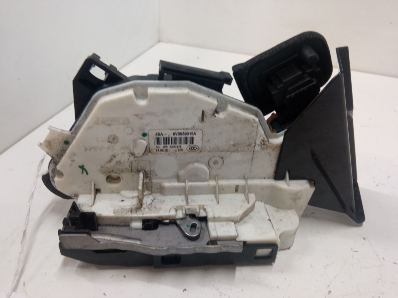 Recambio de cerradura puerta trasera izquierda para skoda yeti (5l) 2.0 tdi referencia OEM IAM 6V0839015A  