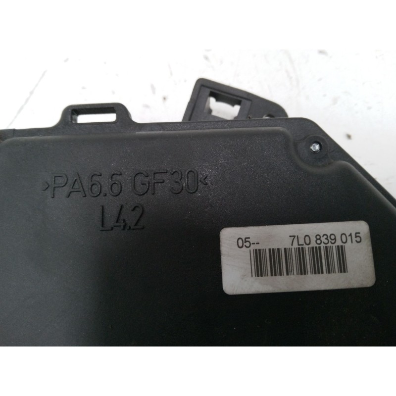 Recambio de cerradura puerta trasera izquierda para volkswagen golf plus v (5m1, 521) 1.9 tdi referencia OEM IAM 7L0839015  