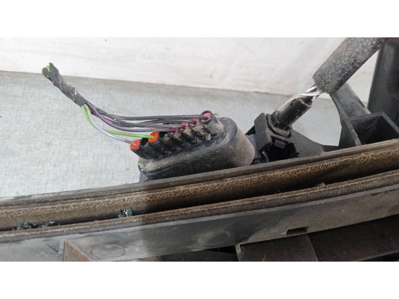 Recambio de cerradura puerta trasera izquierda para ford focus iii 1.6 tdci referencia OEM IAM   