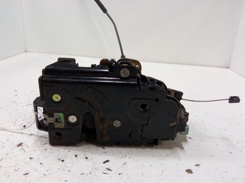 Recambio de cerradura puerta trasera izquierda para seat toledo iii (5p2) 1.9 tdi referencia OEM IAM CM2192000432  