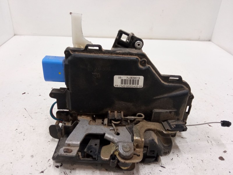 Recambio de cerradura puerta trasera izquierda para seat altea (5p1) 1.9 tdi referencia OEM IAM CM2192000432  