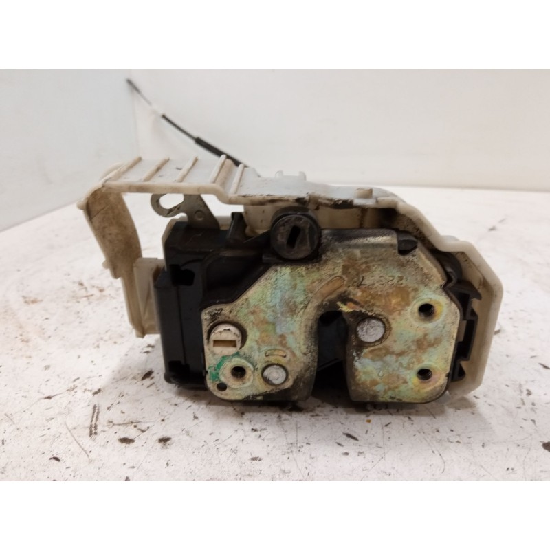 Recambio de cerradura puerta trasera izquierda para fiat bravo ii (198_) 1.9 d multijet (198axb1a) referencia OEM IAM   