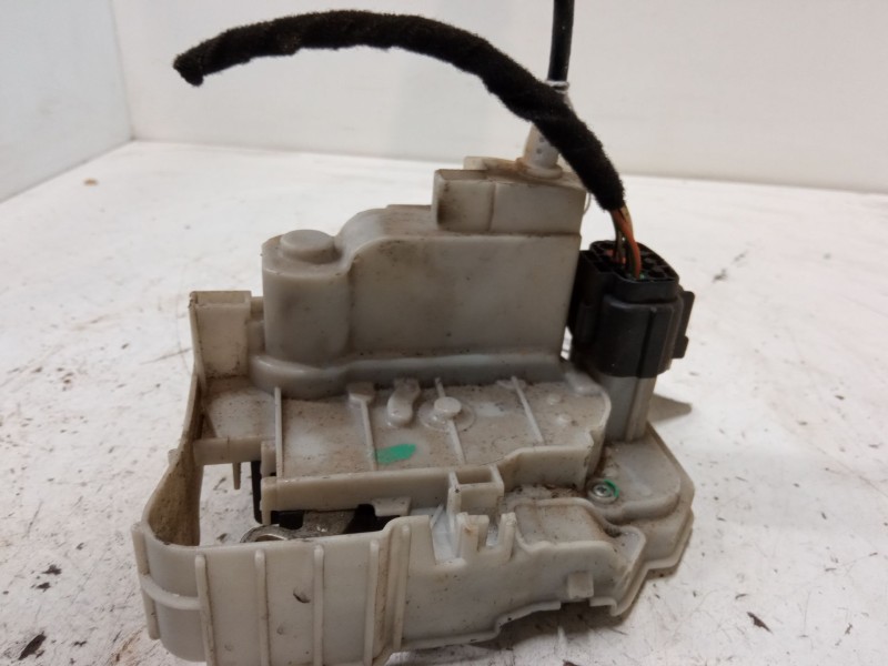 Recambio de cerradura puerta trasera izquierda para fiat bravo ii (198_) 1.9 d multijet (198axb1a) referencia OEM IAM   