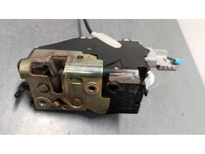 Recambio de cerradura puerta trasera izquierda para citroën c4 i (lc_) 1.6 hdi referencia OEM IAM   