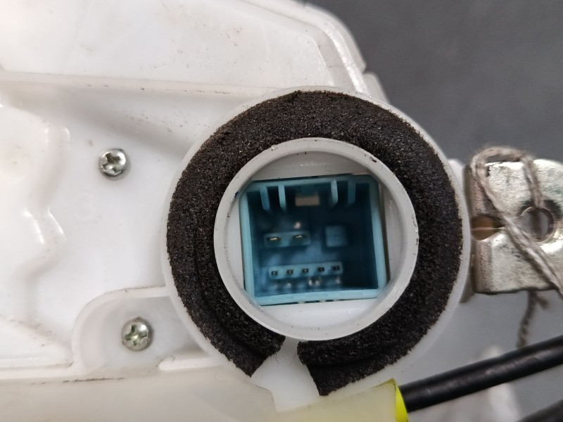 Recambio de cerradura puerta trasera izquierda para honda civic viii hatchback (fn, fk) 1.8 (fn1, fk2) referencia OEM IAM 72651S