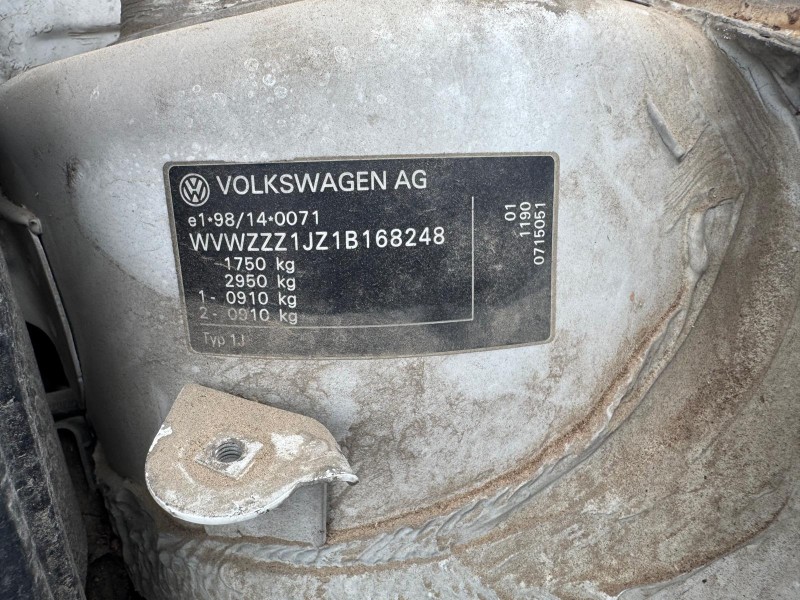 volkswagen golf iv (1j1) del año 2001