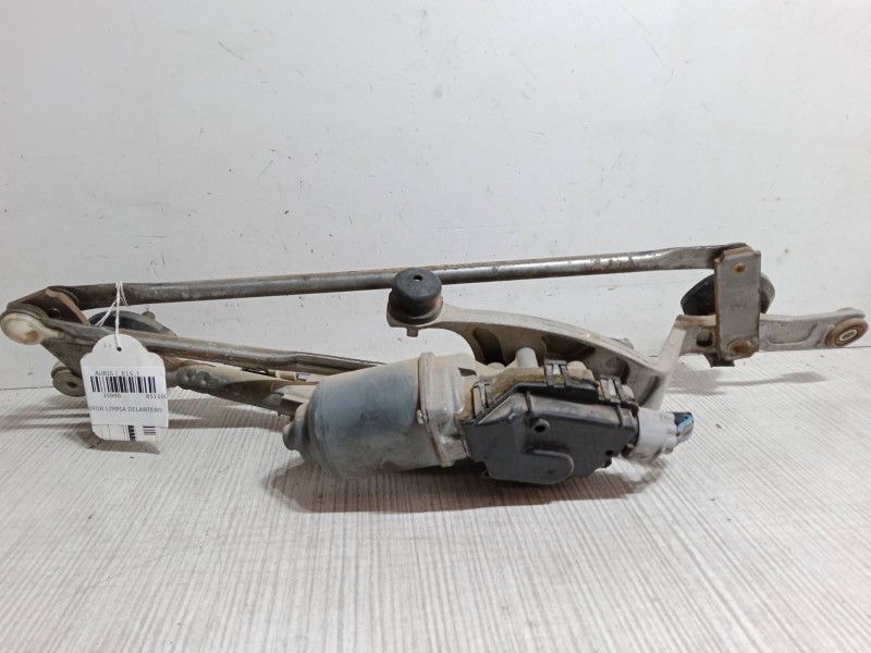 Recambio de motor limpia delantero para toyota auris (_e15_) 2.0 d-4d (ade150_) referencia OEM IAM 8511002190  