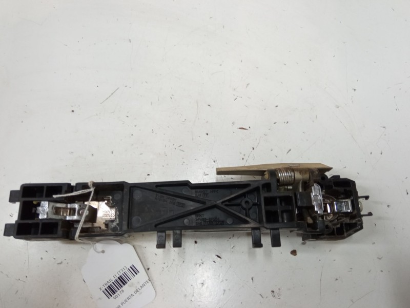Recambio de maneta exterior puerta delantera derecha para nissan x-trail ii (t31) 2.0 dci referencia OEM IAM   