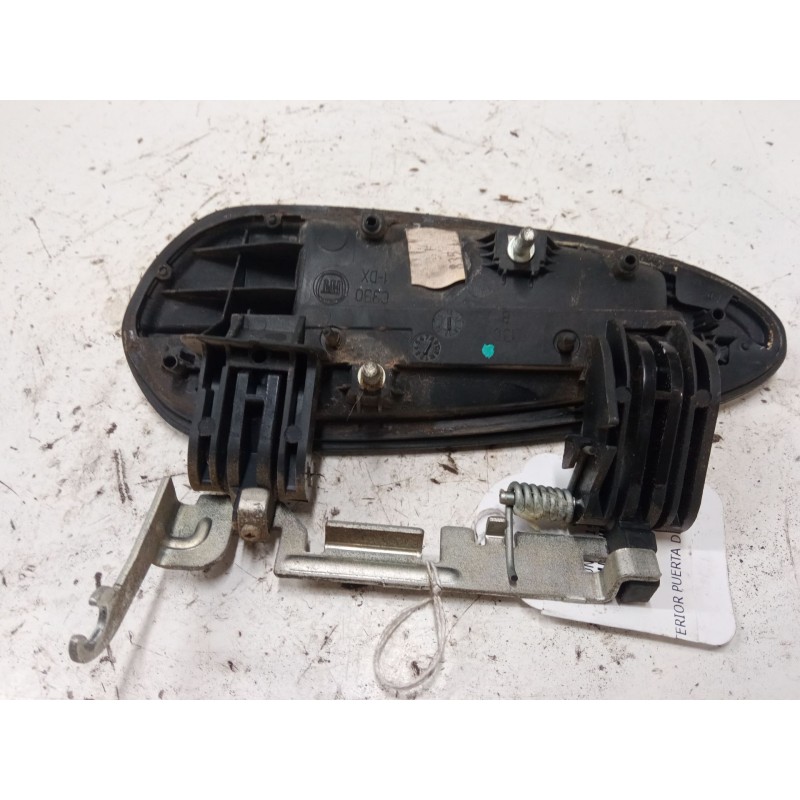 Recambio de maneta exterior puerta delantera derecha para fiat punto (199_) 1.3 d multijet referencia OEM IAM   