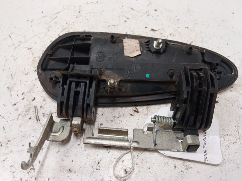 Recambio de maneta exterior puerta delantera derecha para fiat punto (199_) 1.3 d multijet referencia OEM IAM   