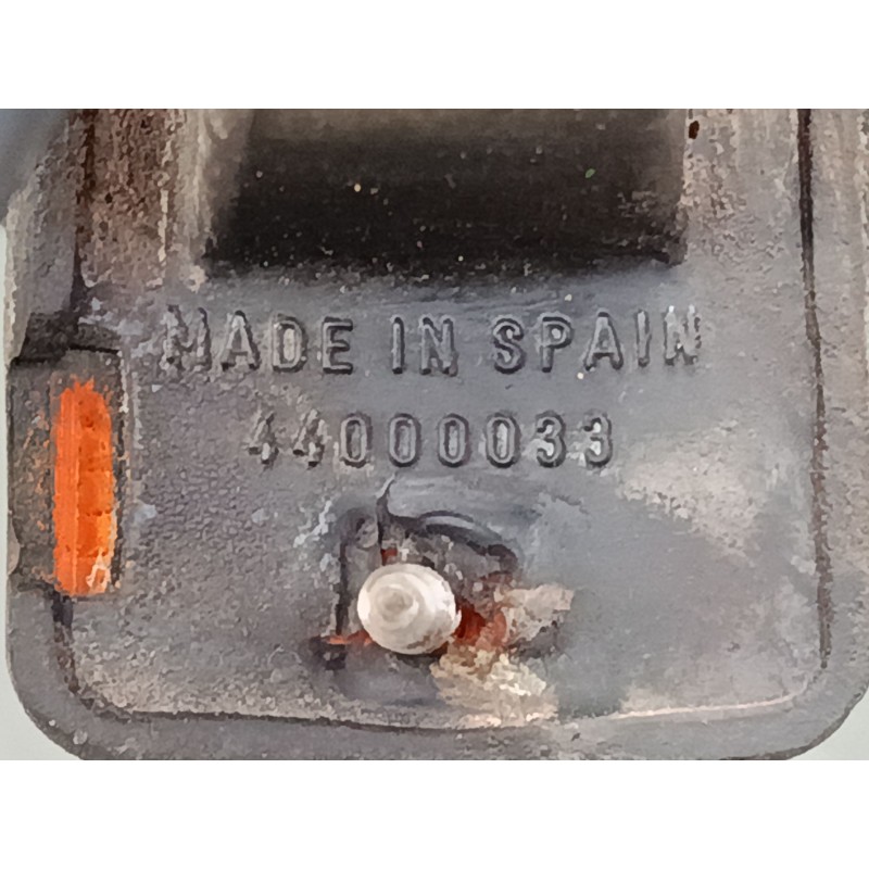 Recambio de intermitente lateral derecho para suzuki vitara cabrio (et) 2.0 hdi (se 420hdi) referencia OEM IAM 44000033  