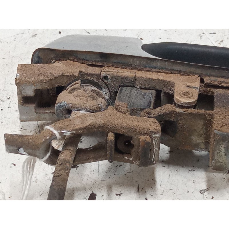 Recambio de maneta exterior puerta delantera izquierda para mercedes-benz 123 t-model (s123) 240 t d (123.183) referencia OEM IA