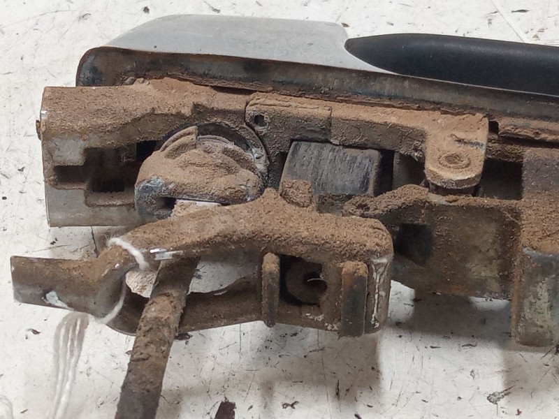 Recambio de maneta exterior puerta delantera izquierda para mercedes-benz 123 t-model (s123) 240 t d (123.183) referencia OEM IA